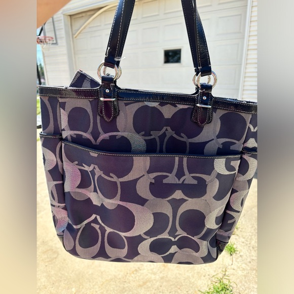 Blue coach bag , navy coach bag - Picture 2 of 7